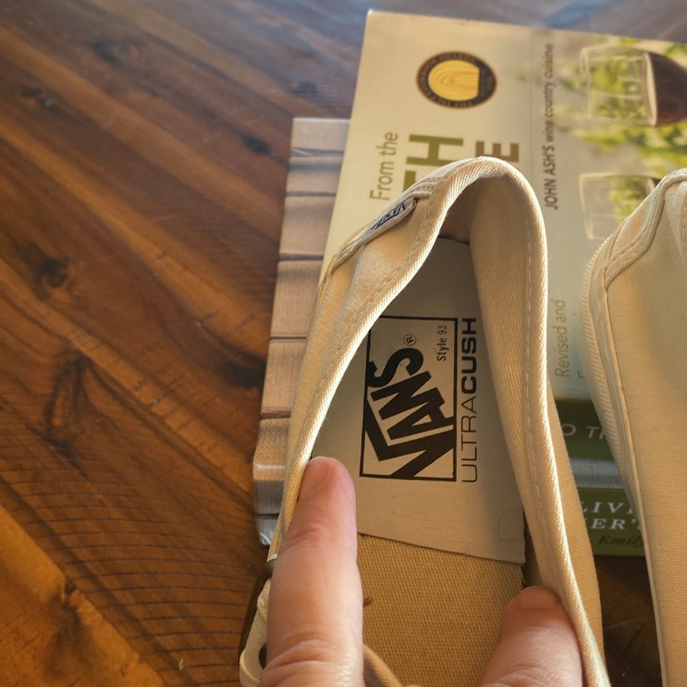 COPY - Brand new never worn women’s Vans - Picture 4 of 6